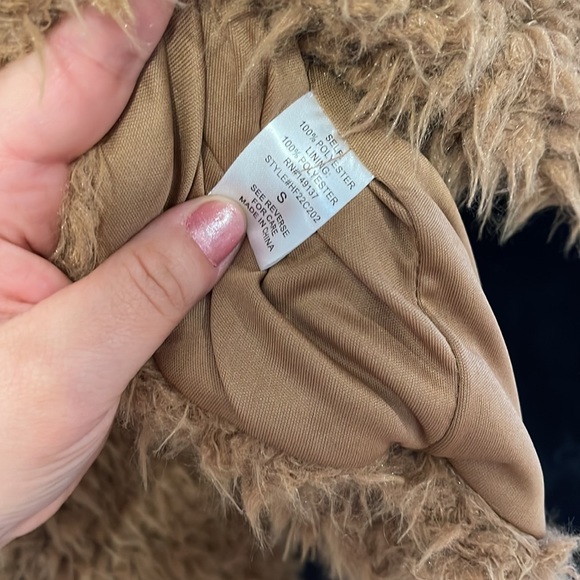 Furry crop jacket with pockets - Picture 4 of 4